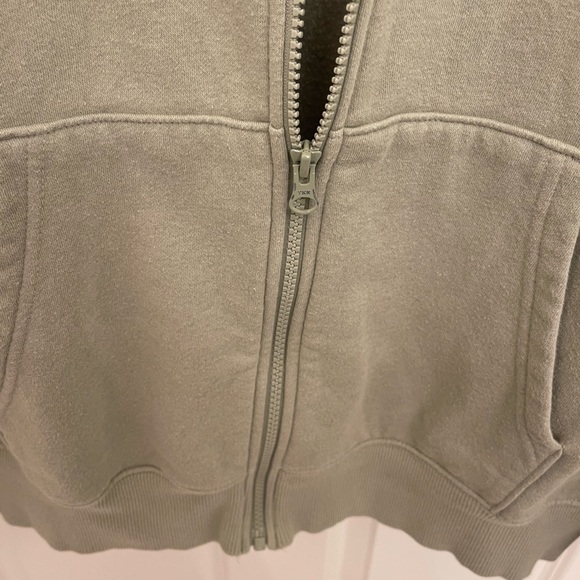 The North Face Men’s Simple Logo Fleece Full-Zip Hoodie - Picture 9 of 15